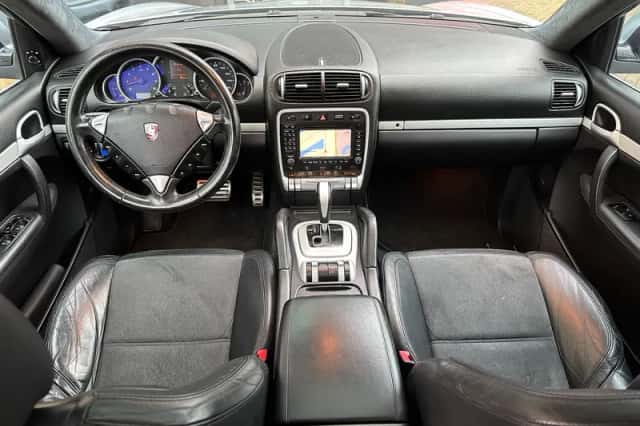 Porsche Cayenne (2008) thumbnail 11