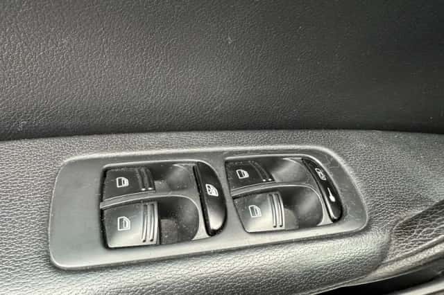 Porsche Cayenne (2008) thumbnail 9