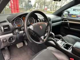 Porsche Cayenne (2008) thumbnail 10