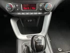 Kia Ceed (2018) thumbnail 17
