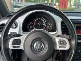 Volkswagen Beetle (2011) thumbnail 12