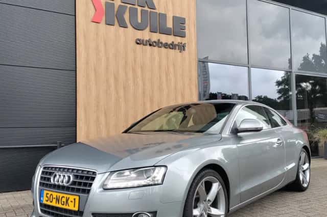 Audi A5 (2011) thumbnail 2