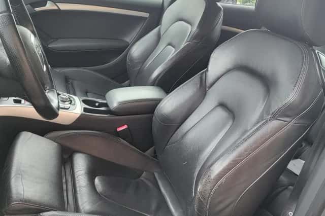 Audi A5 (2011) thumbnail 11