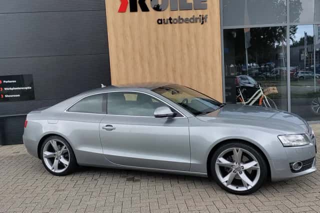 Audi A5 (2011) thumbnail 5