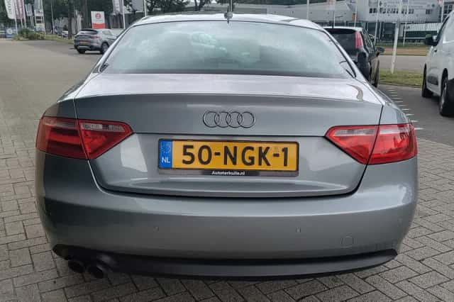 Audi A5 (2011) thumbnail 7