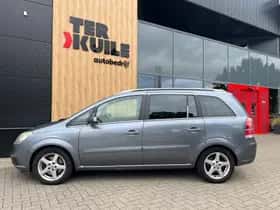Opel Zafira (2005) thumbnail 2