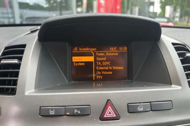 Opel Zafira (2005) thumbnail 14