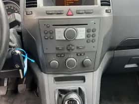 Opel Zafira (2005) thumbnail 15