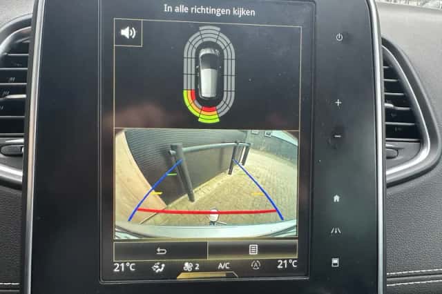 Renault Scénic (2019) thumbnail 18