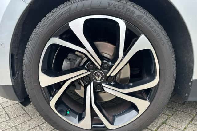 Renault Scénic (2019) thumbnail 28