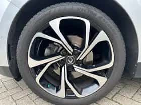 Renault Scénic (2019) thumbnail 28