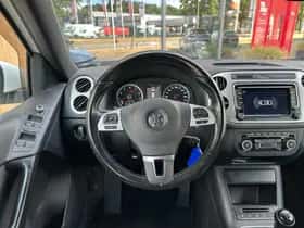 Volkswagen Tiguan (2013) thumbnail 12