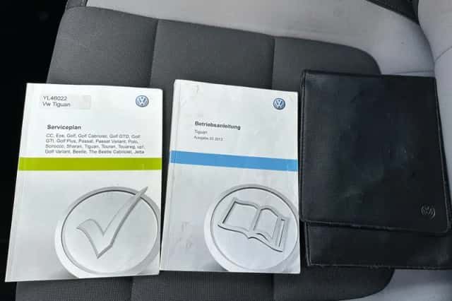 Volkswagen Tiguan (2013) thumbnail 21