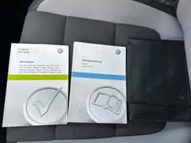 Volkswagen Tiguan (2013) thumbnail 21