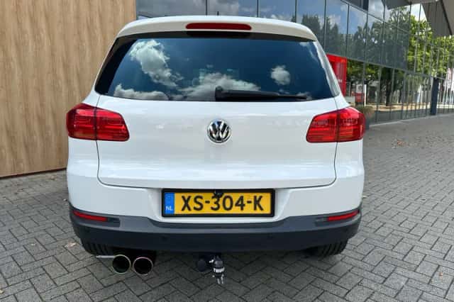Volkswagen Tiguan (2013) thumbnail 4