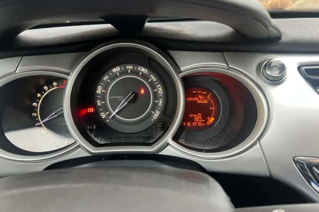 Citroën C3 (2011) thumbnail 12