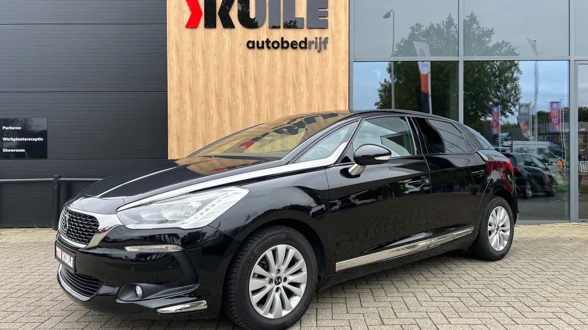 DS 5 (2017) — foto 1