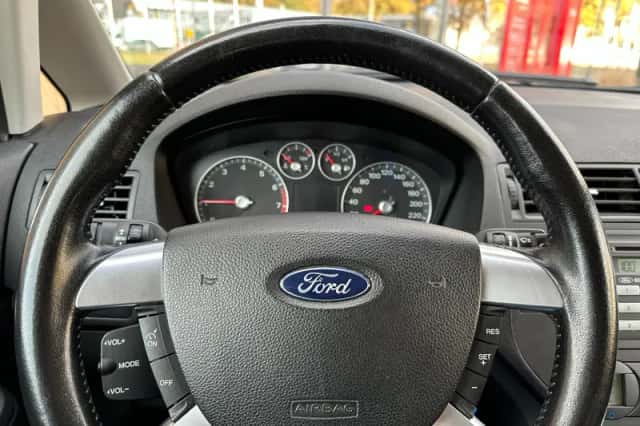 Ford Focus (2007) thumbnail 12