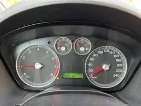 Ford Focus (2007) thumbnail 13