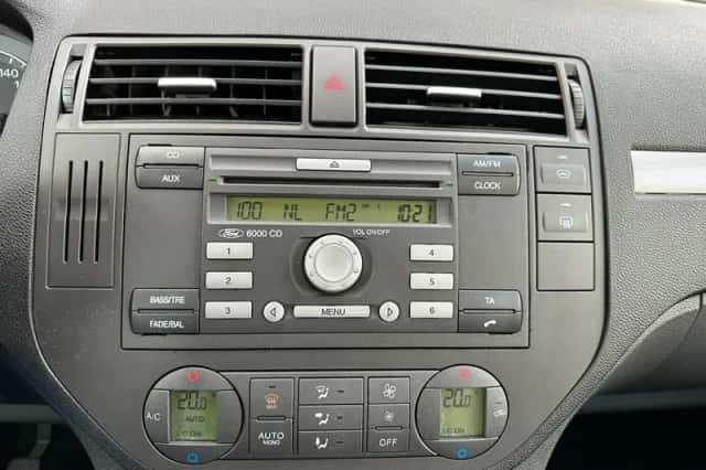 Ford Focus (2007) thumbnail 14
