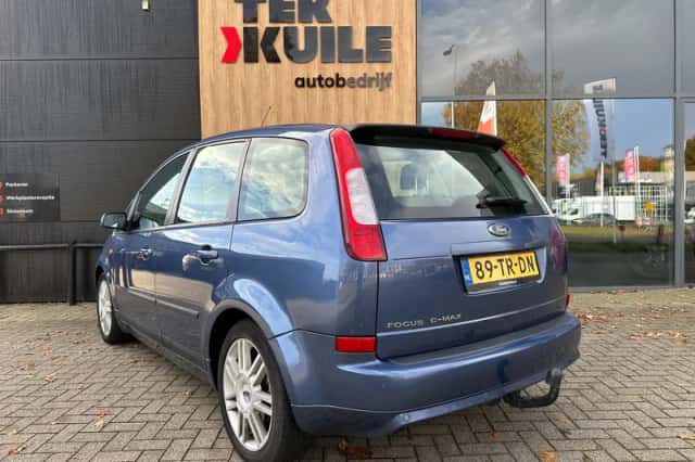 Ford Focus (2007) thumbnail 3