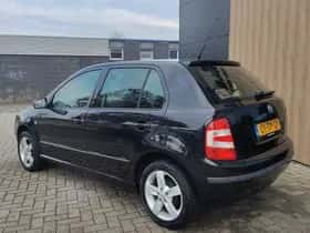 Škoda Fabia (2006) thumbnail 4