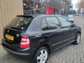 Škoda Fabia (2006) thumbnail 6
