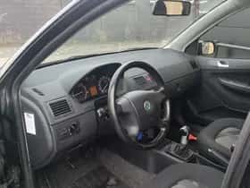 Škoda Fabia (2006) thumbnail 7