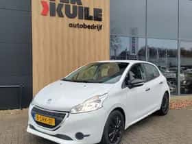 Peugeot 208 (2013) thumbnail 2