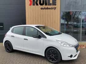 Peugeot 208 (2013) thumbnail 5