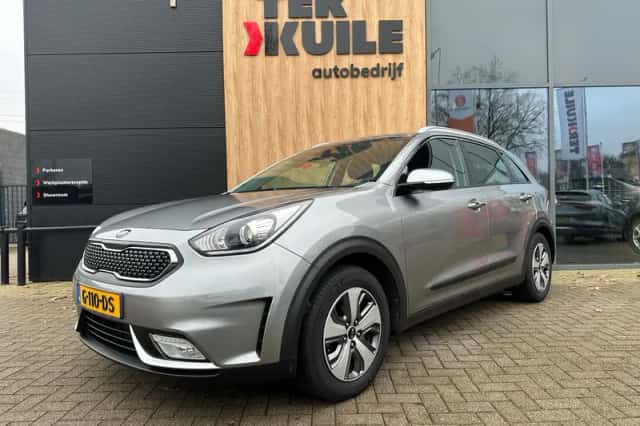 Kia Niro (2019) thumbnail 1