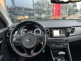 Kia Niro (2019) thumbnail 11