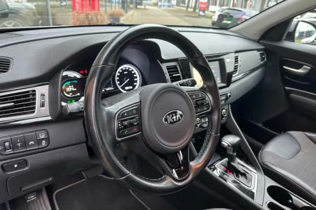 Kia Niro (2019) thumbnail 10