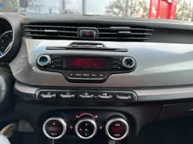 Alfa Romeo Giulietta (2012) thumbnail 15