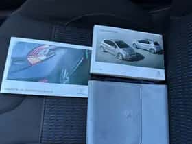 Peugeot 208 (2012) thumbnail 22