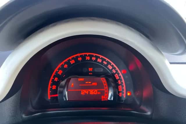 Renault Twingo (2015) thumbnail 12