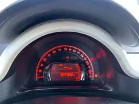Renault Twingo (2015) thumbnail 12