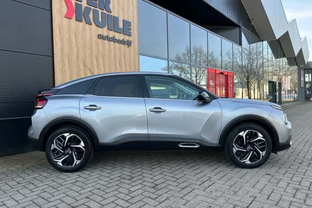 Citroën C4 (2022) thumbnail 6