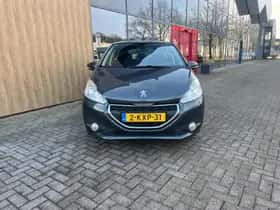 Peugeot 208 (2013) thumbnail 8
