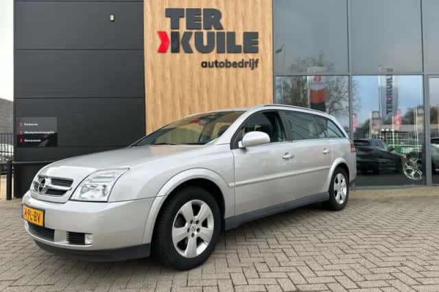 Opel Vectra (2004) thumbnail 20