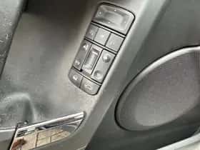 Opel Vectra (2004) thumbnail 9
