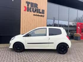 Renault Twingo (2011) thumbnail 2