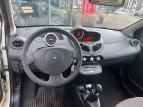 Renault Twingo (2011) thumbnail 11