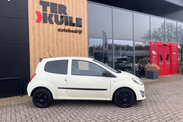 Renault Twingo (2011) thumbnail 6