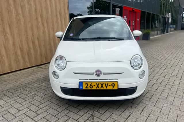 Fiat 500 (2012) thumbnail 2