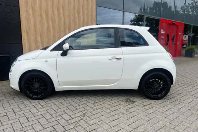 Fiat 500 (2012) thumbnail 4