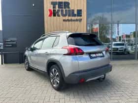 Peugeot 2008 (2016) thumbnail 3