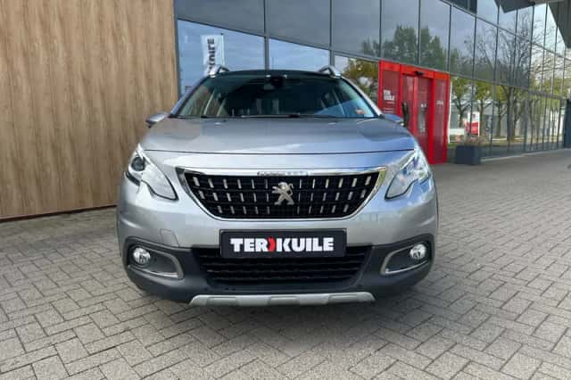 Peugeot 2008 (2016) thumbnail 8