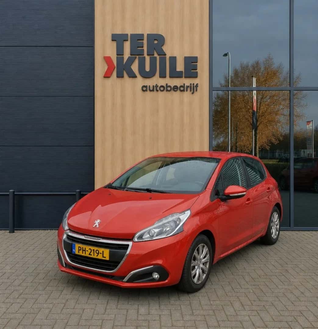 Peugeot 208 (2017) — foto 1