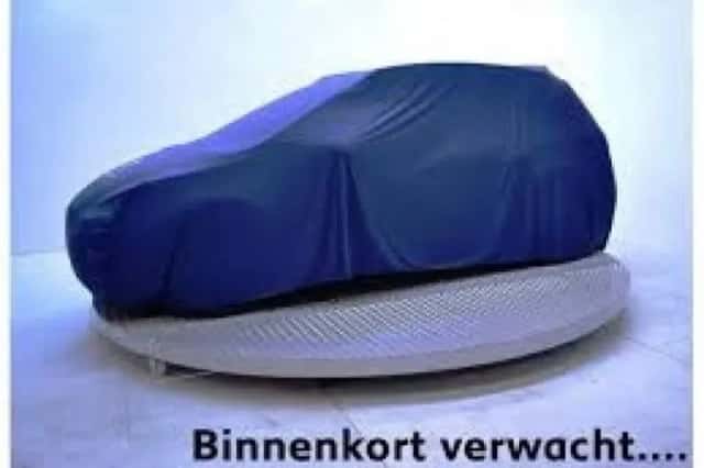 Peugeot 208 (2017) thumbnail 2